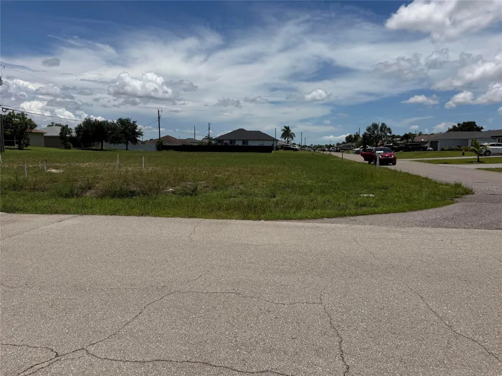 2829 NE 5TH AVENUE Cape Coral, FL 33909