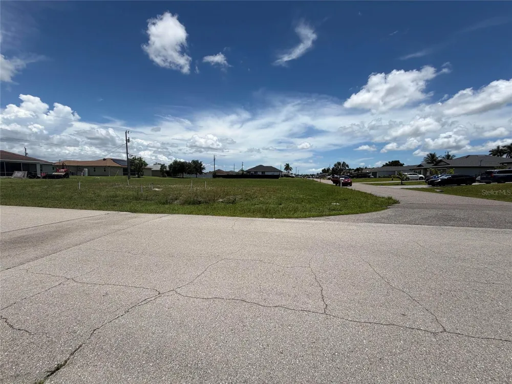 2829 NE 5TH AVENUE Cape Coral, FL 33909