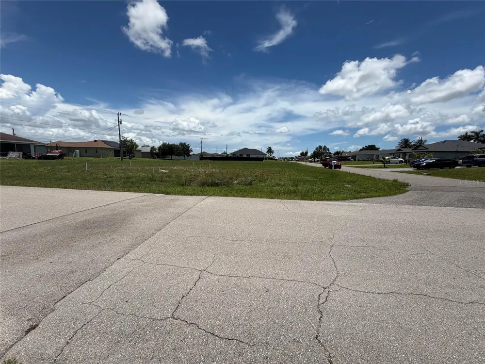 2829 NE 5TH AVENUE Cape Coral, FL 33909