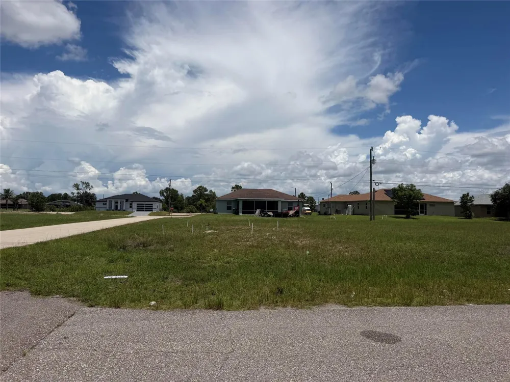2829 NE 5TH AVENUE Cape Coral, FL 33909