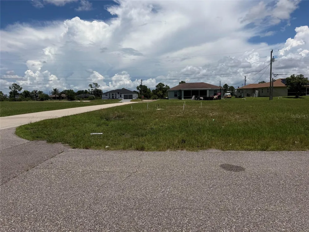 2829 NE 5TH AVENUE Cape Coral, FL 33909