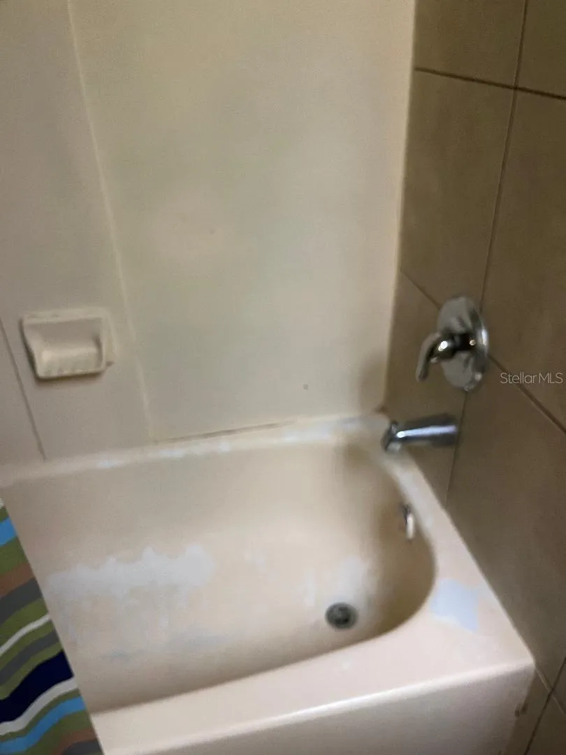 8421 S ORANGE BLOSSOM TRAIL #319 Orlando, FL 32809