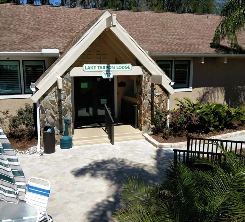 3137 MISSION GROVE DRIVE Palm Harbor, FL 34684