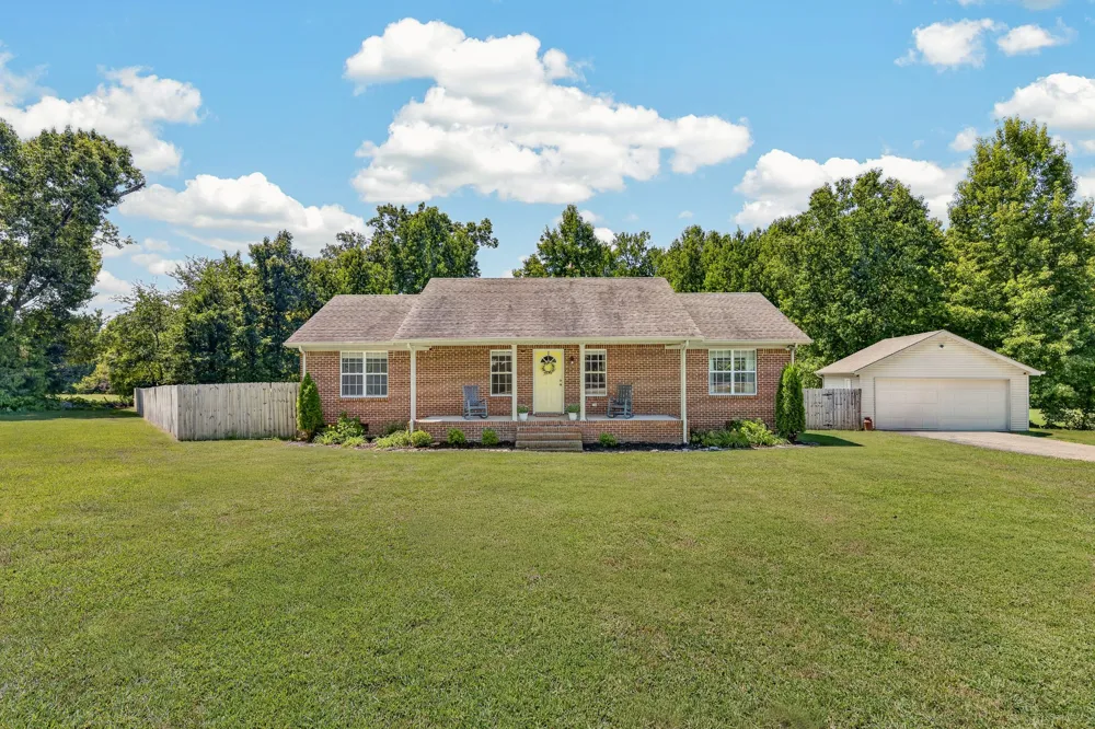29 Heather Rd Fayetteville, TN 37334