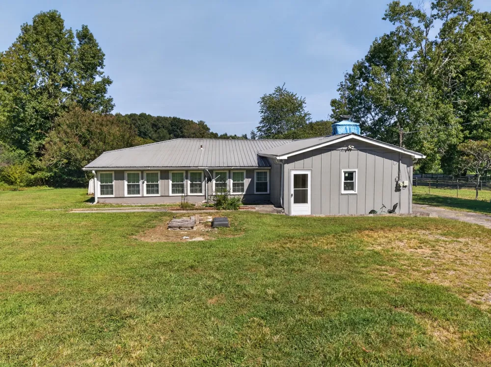 128 Smith Mill Rd Fayetteville, TN 37334