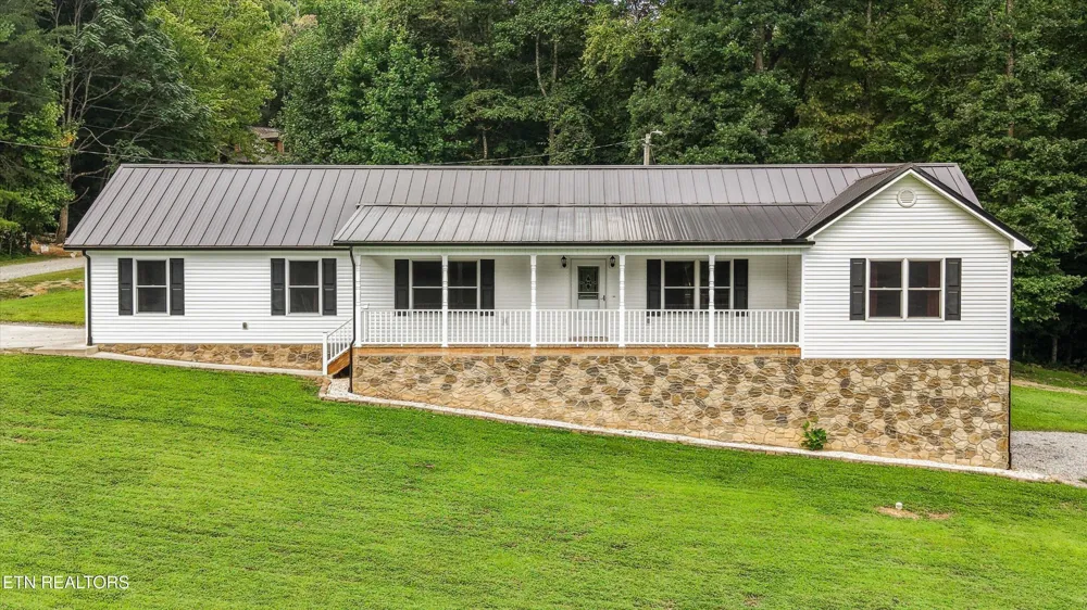 1220 Cougar Tr Del Rio, TN 37727