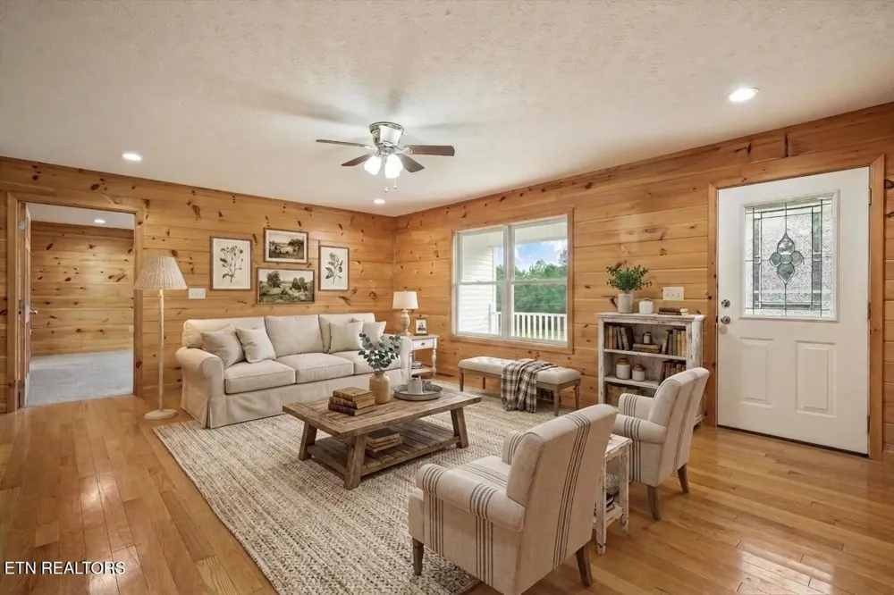 1220 Cougar Tr Del Rio, TN 37727