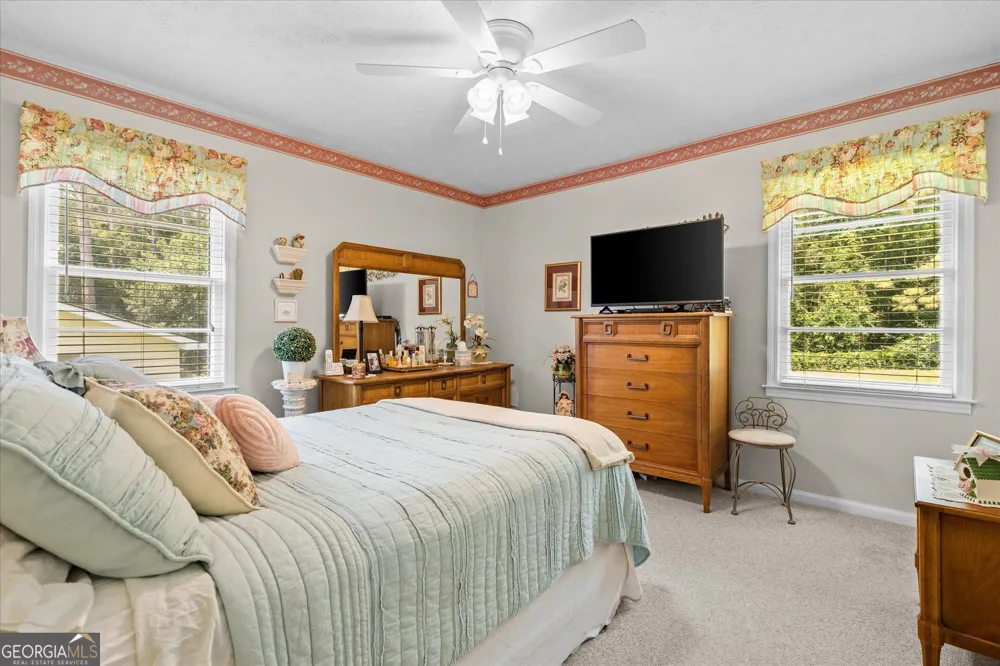 1417 Pineview CIR Douglasville, GA 30134