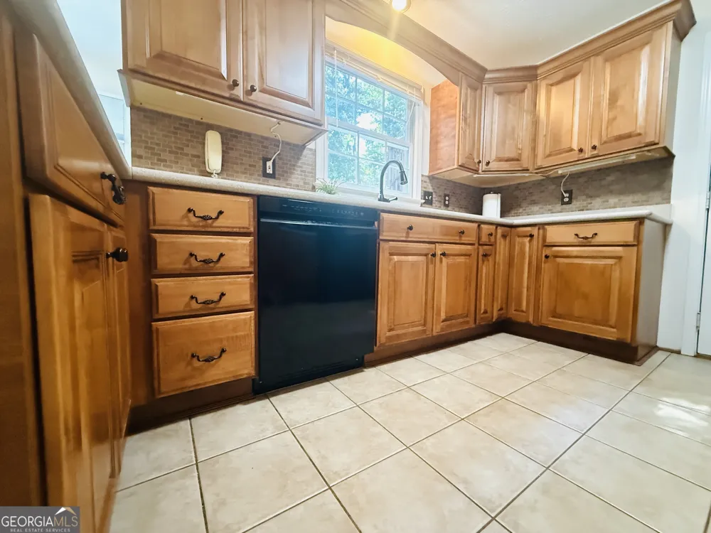412 Taberon RD Peachtree City, GA 30269