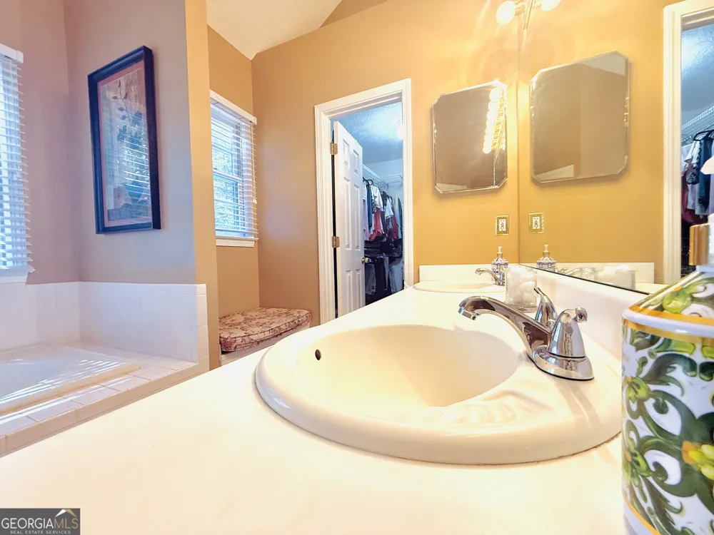 412 Taberon RD Peachtree City, GA 30269