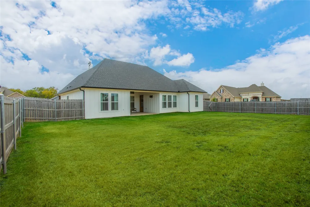 116 Indian Trails Road Riesel, TX 76682