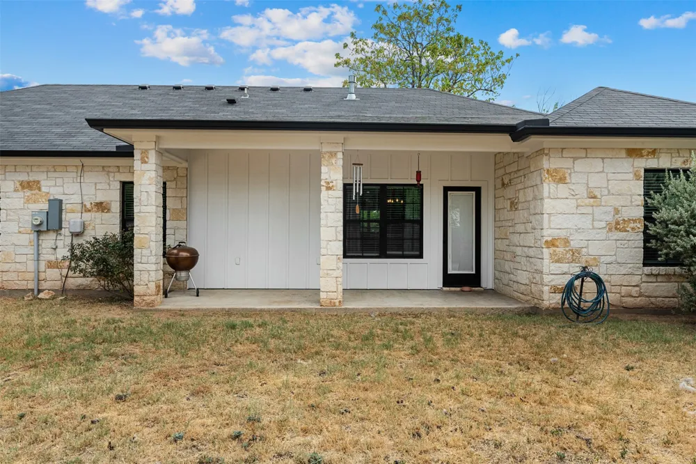 403 S Adams Street McGregor, TX 76657
