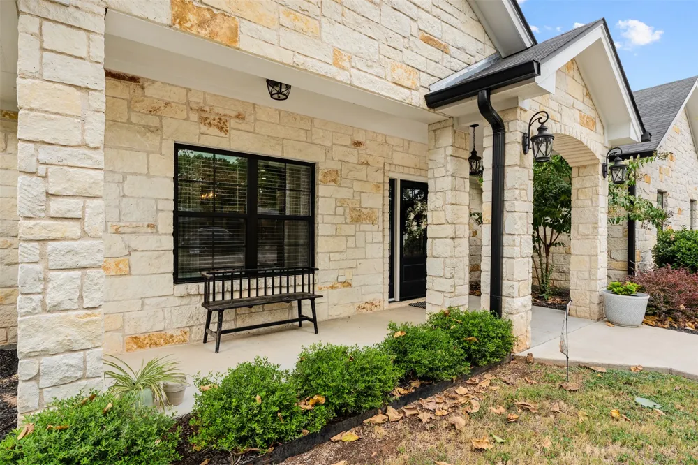 403 S Adams Street McGregor, TX 76657
