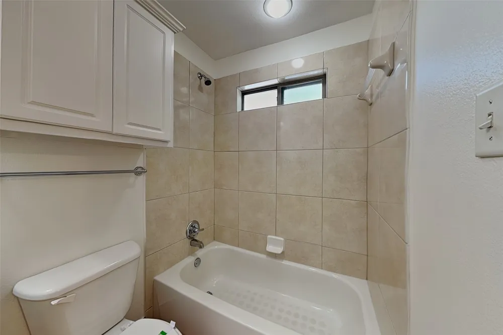 6121 Oram Street #A Dallas, TX 75214