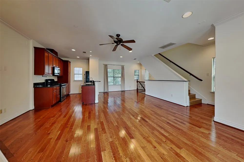 6121 Oram Street #A Dallas, TX 75214