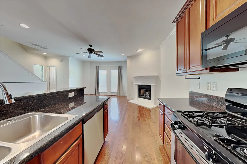 6121 Oram Street #A Dallas, TX 75214