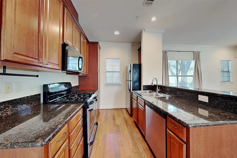 6121 Oram Street #A Dallas, TX 75214