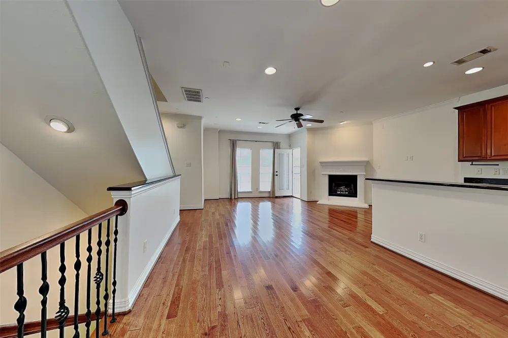 6121 Oram Street #A Dallas, TX 75214