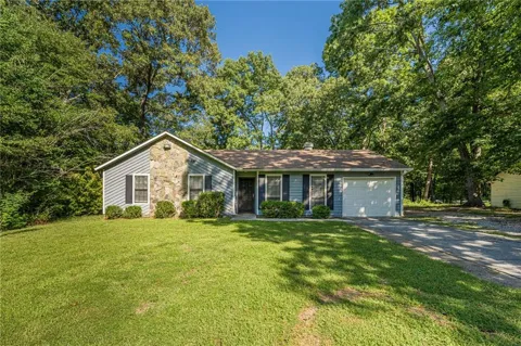 5350 Greenhedge Trail