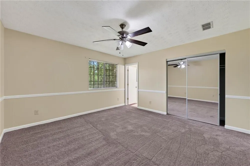5350 Greenhedge Trail Stone Mountain, GA 30088