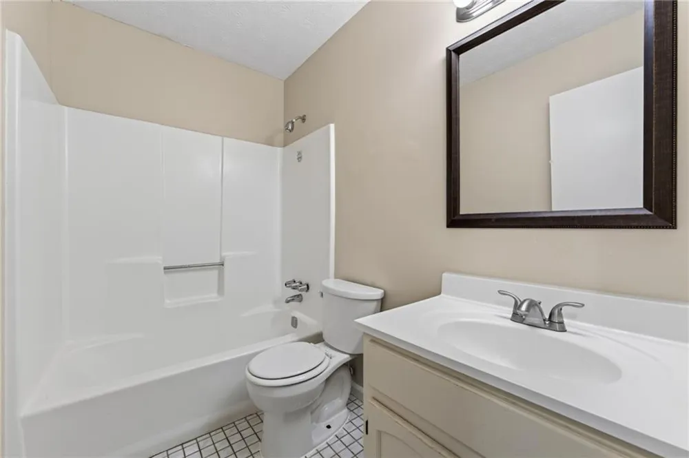 5350 Greenhedge Trail Stone Mountain, GA 30088