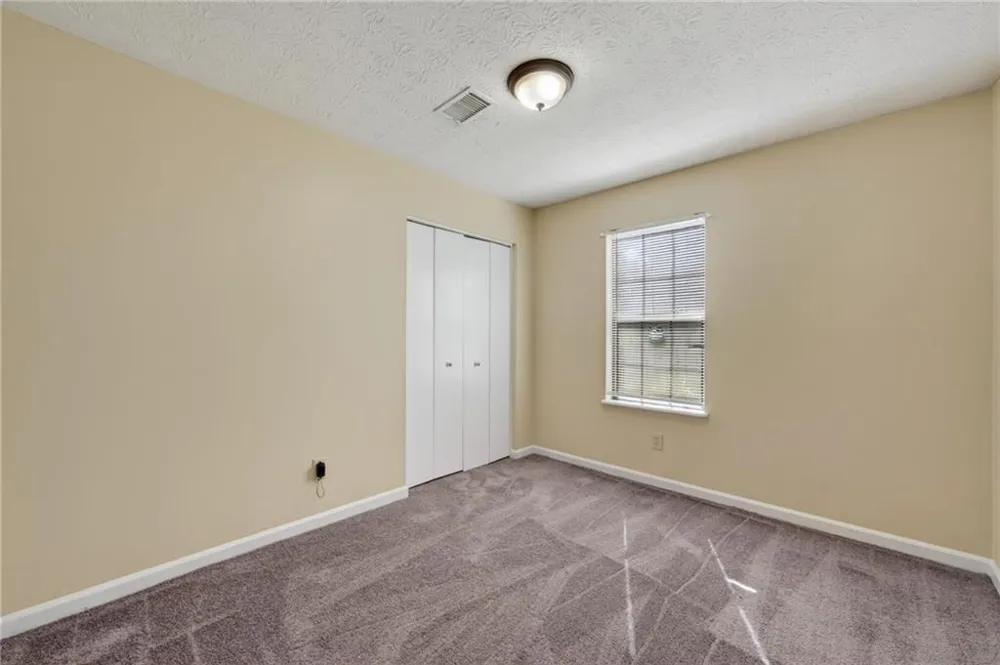 5350 Greenhedge Trail Stone Mountain, GA 30088
