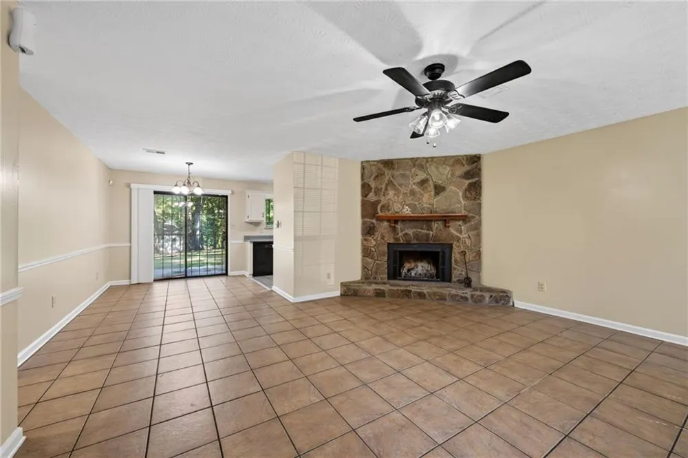 5350 Greenhedge Trail Stone Mountain, GA 30088