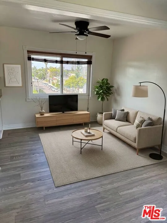 335 Cedar Avenue Long Beach, CA 90802