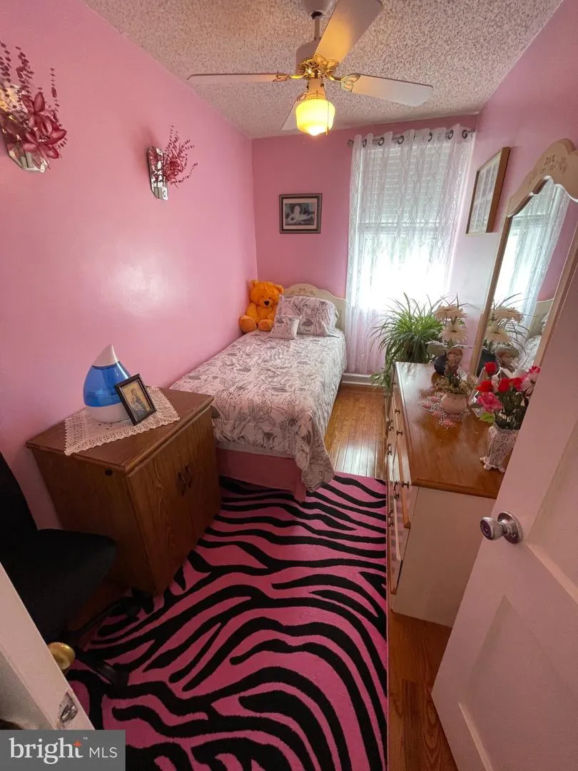 6310 BATTERSBY STREET Philadelphia, PA 19149