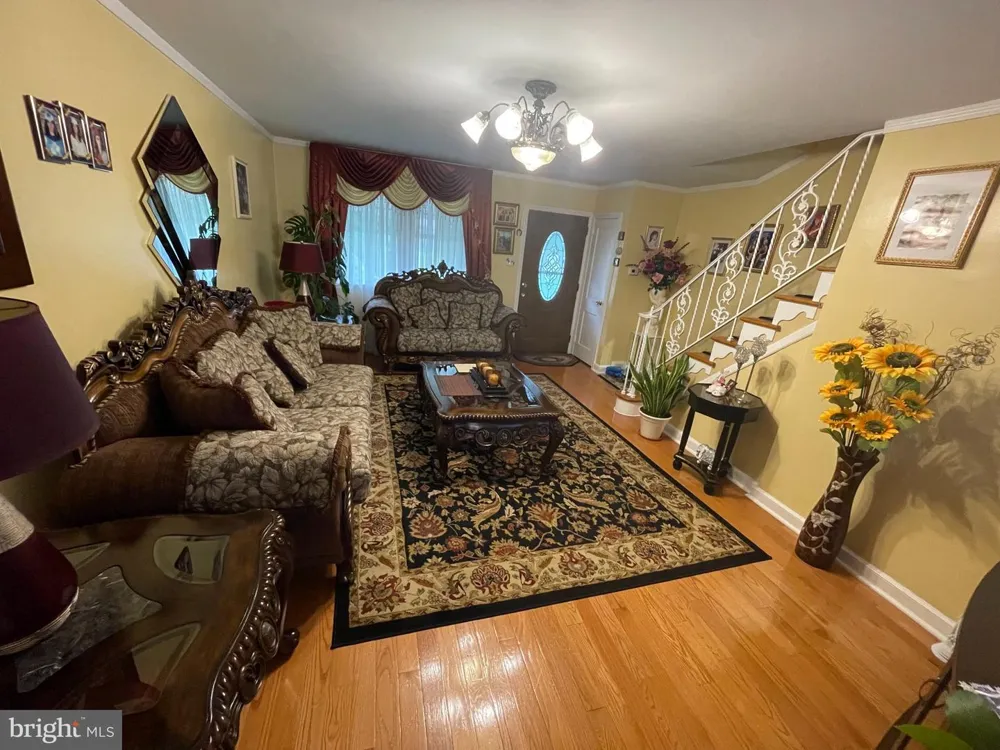 6310 BATTERSBY STREET Philadelphia, PA 19149