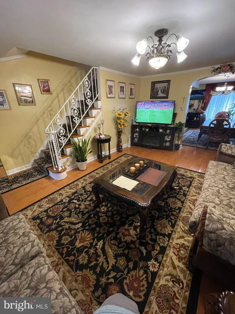 6310 BATTERSBY STREET Philadelphia, PA 19149