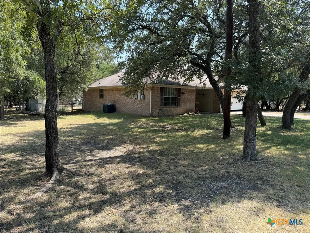 5 Willow Run Drive Belton, TX 76513