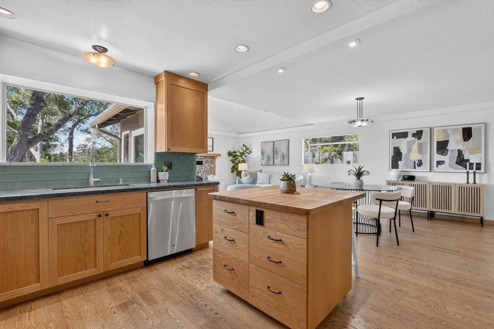 7101 Viewpoint Road Aptos, CA 95003