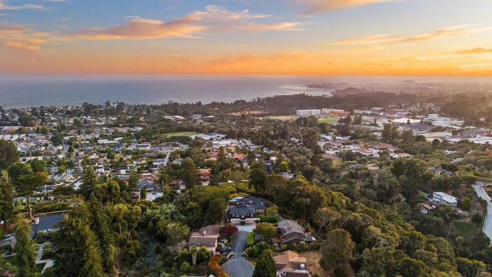 7101 Viewpoint Road Aptos, CA 95003