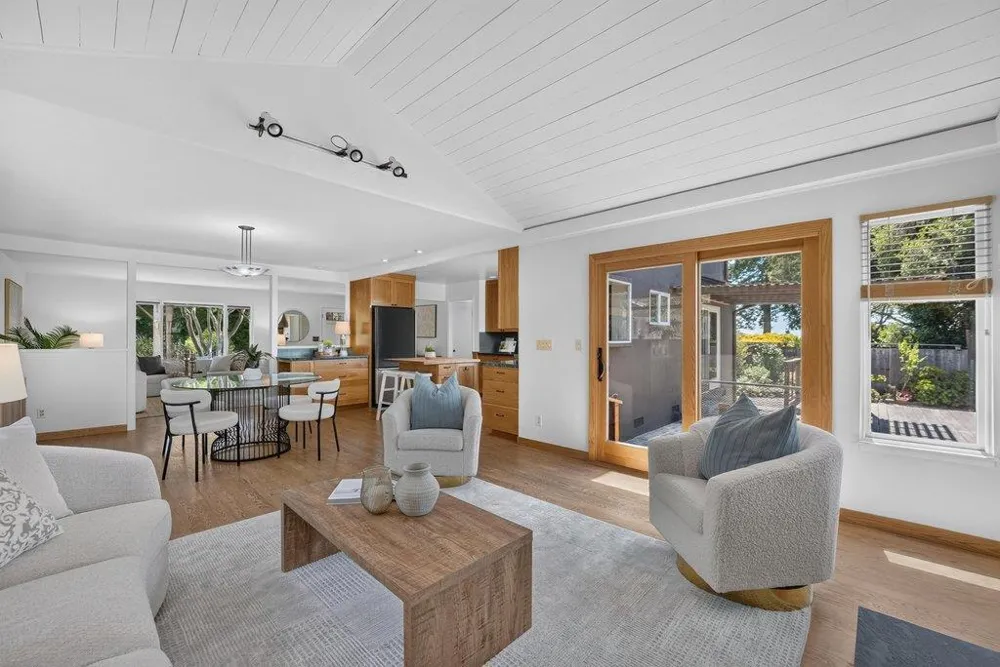 7101 Viewpoint Road Aptos, CA 95003