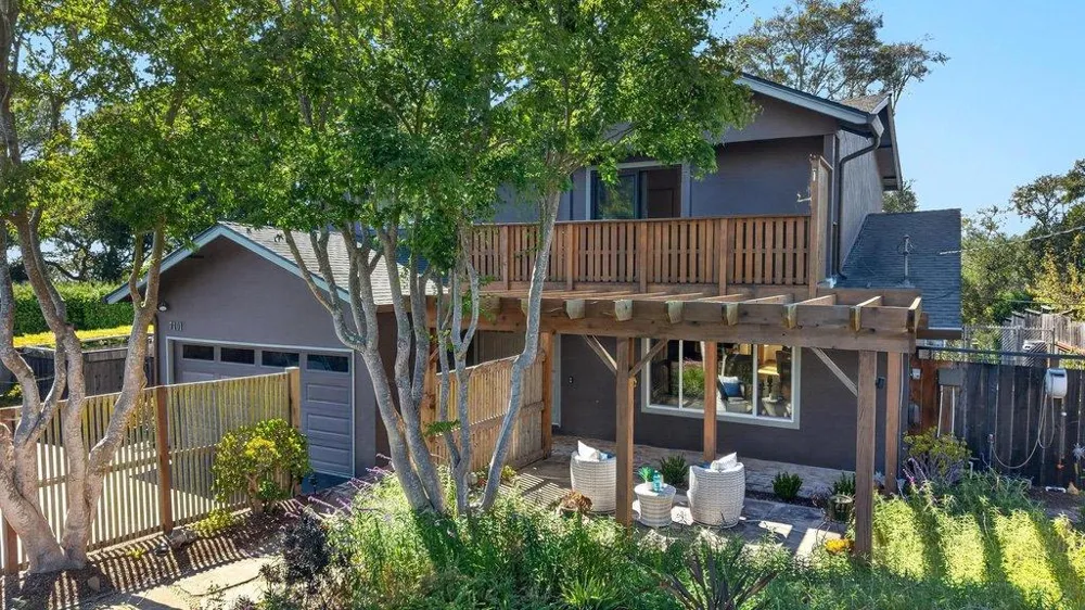 7101 Viewpoint Road Aptos, CA 95003