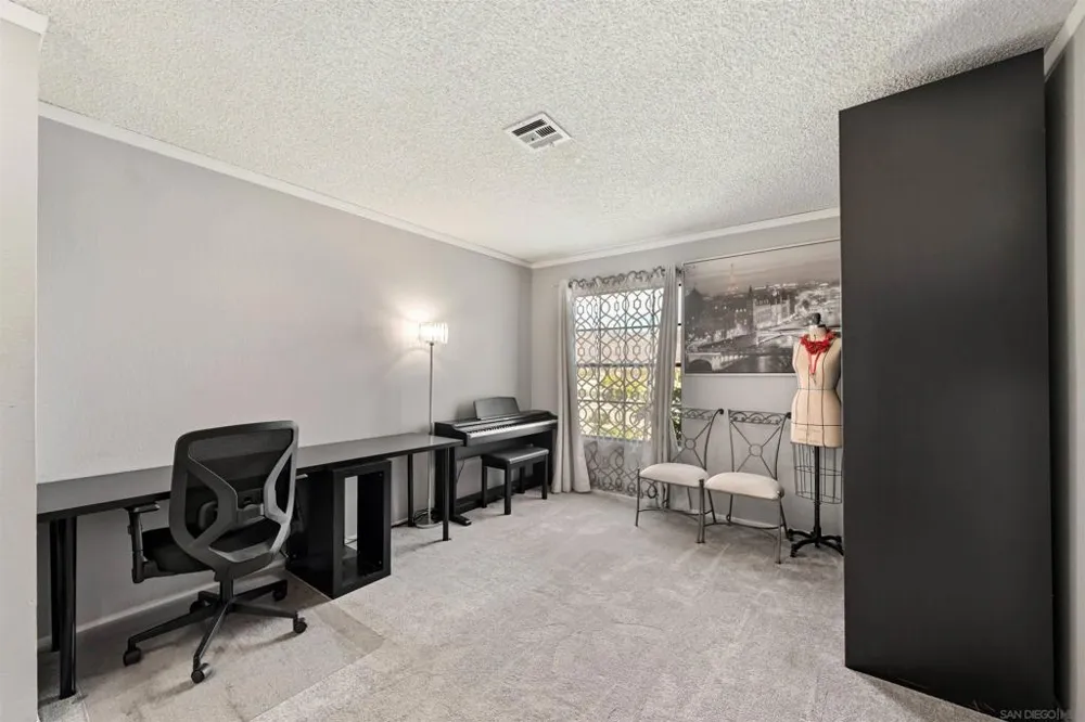 10359 Azuaga #200 San Diego, CA 92129
