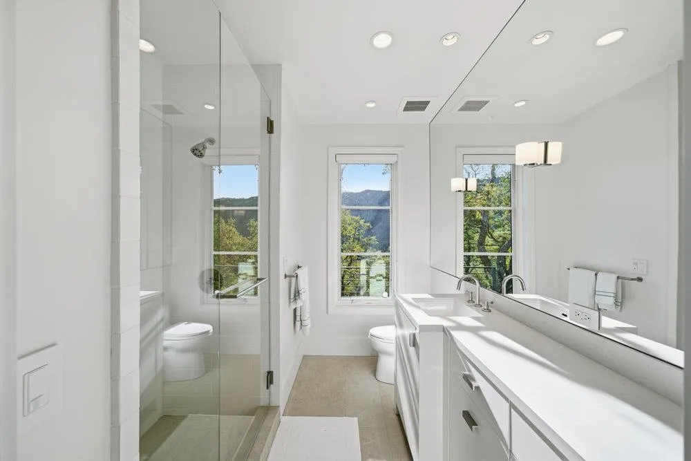 21888 Blue Oaks Place Los Altos Hills, CA 94022