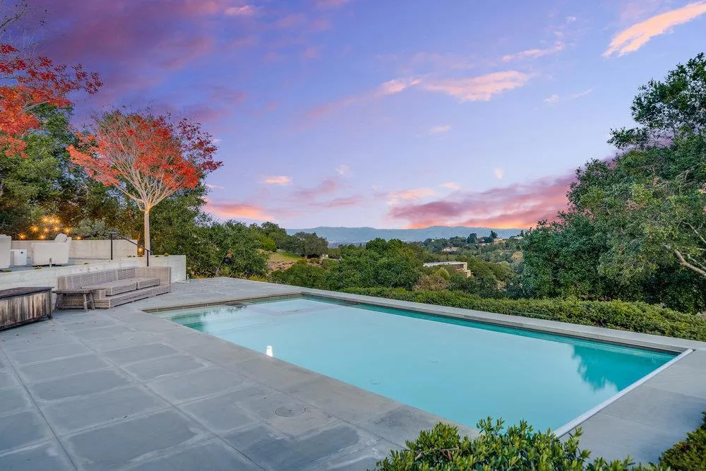21888 Blue Oaks Place Los Altos Hills, CA 94022