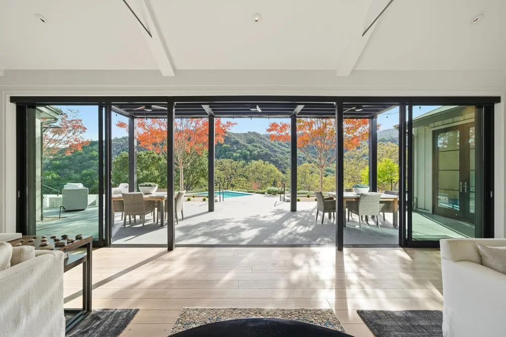 21888 Blue Oaks Place Los Altos Hills, CA 94022