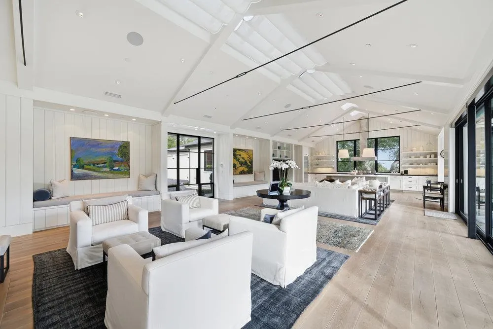 21888 Blue Oaks Place Los Altos Hills, CA 94022