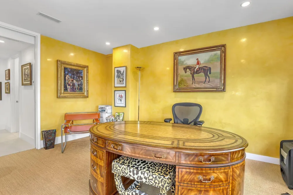 44 COCOANUT Row #507B Palm Beach, FL 33480