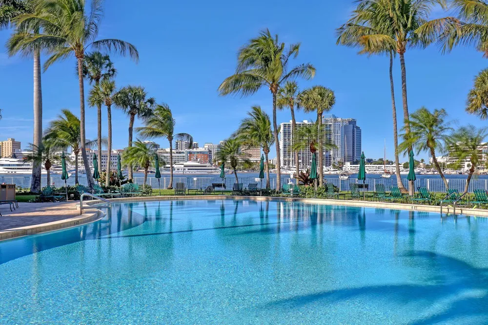 44 COCOANUT Row #507B Palm Beach, FL 33480