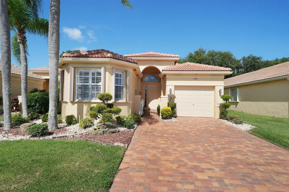 7148 CATALUNA CIRCLE Delray Beach, FL 33446
