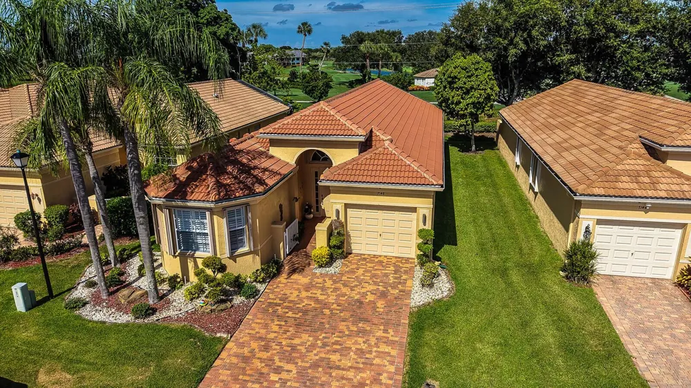 7148 CATALUNA CIRCLE Delray Beach, FL 33446