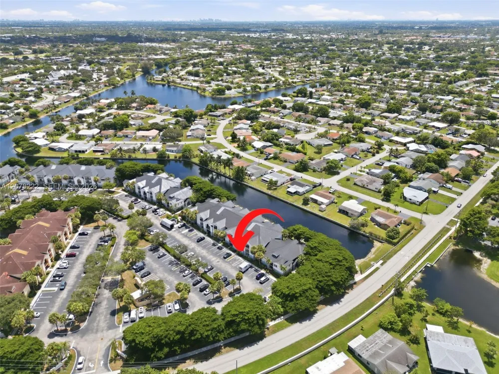7610 Westwood Dr #122 Tamarac, FL 33321