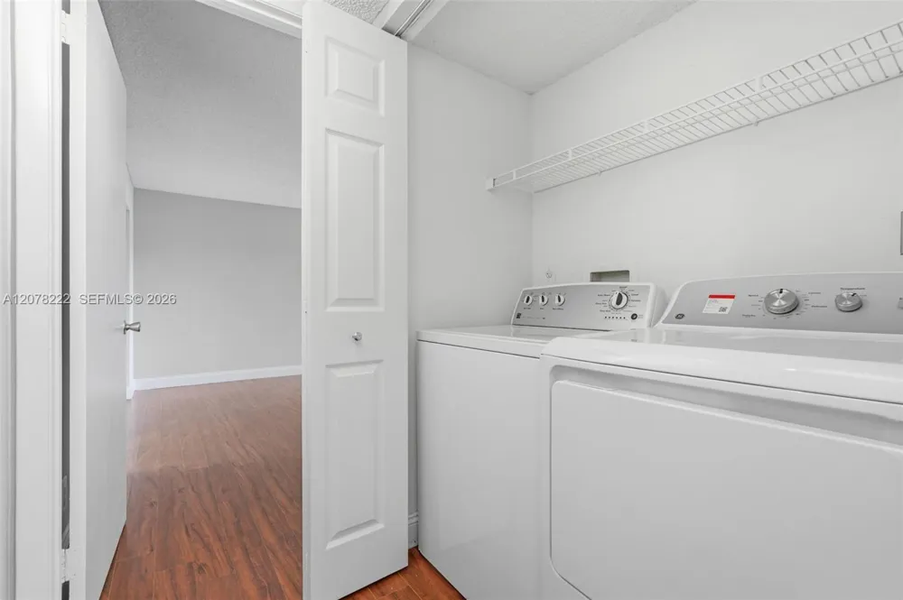 7610 Westwood Dr #122 Tamarac, FL 33321