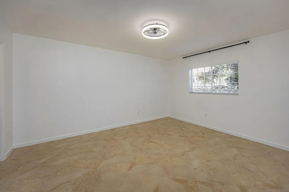 1501 PALM BEACH TRACE DRIVE Royal Palm Beach, FL 33411