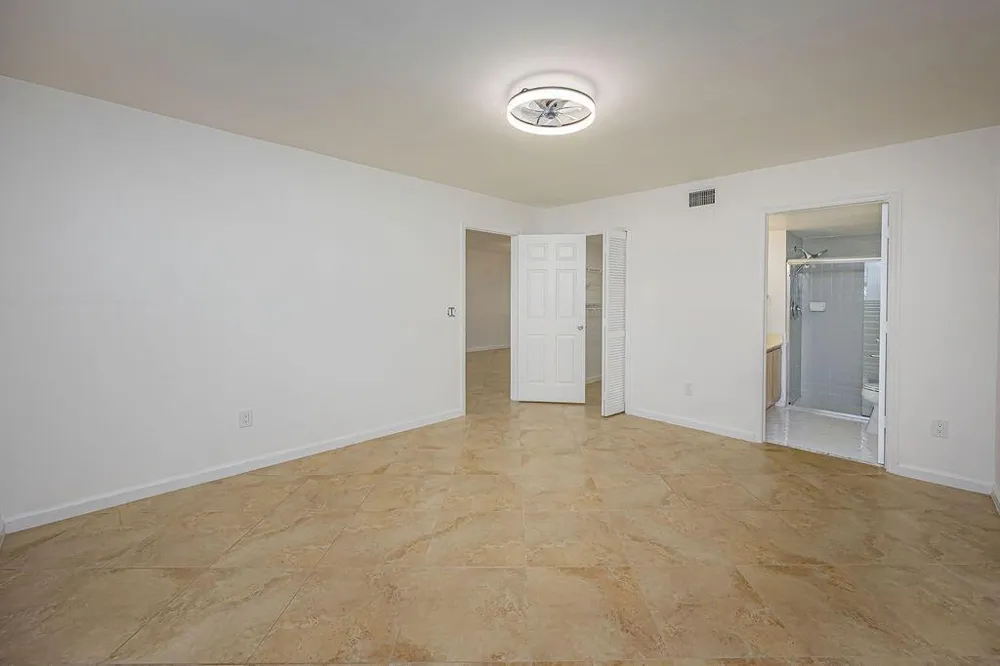 1501 PALM BEACH TRACE DRIVE Royal Palm Beach, FL 33411