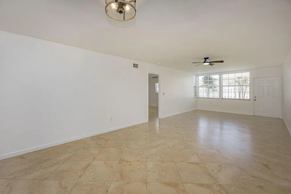 1501 PALM BEACH TRACE DRIVE Royal Palm Beach, FL 33411